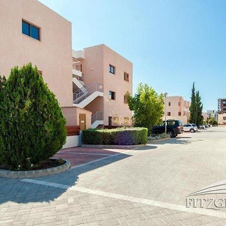 1 Bedroom Garden Flat, Sleeps 4 Πάφος Εξωτερικό φωτογραφία