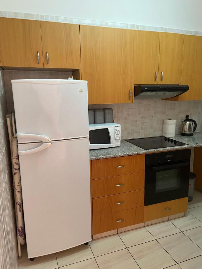 1 Bedroom Garden Flat, Sleeps 4 Πάφος Εξωτερικό φωτογραφία